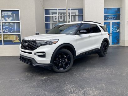 Used 2024 Ford Explorer ST-Line w/ Class IV Trailer Tow Package