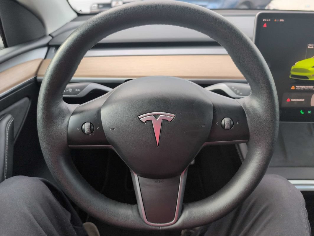 Used 2023 Tesla Model Y Performance AWD/4WD image 26
