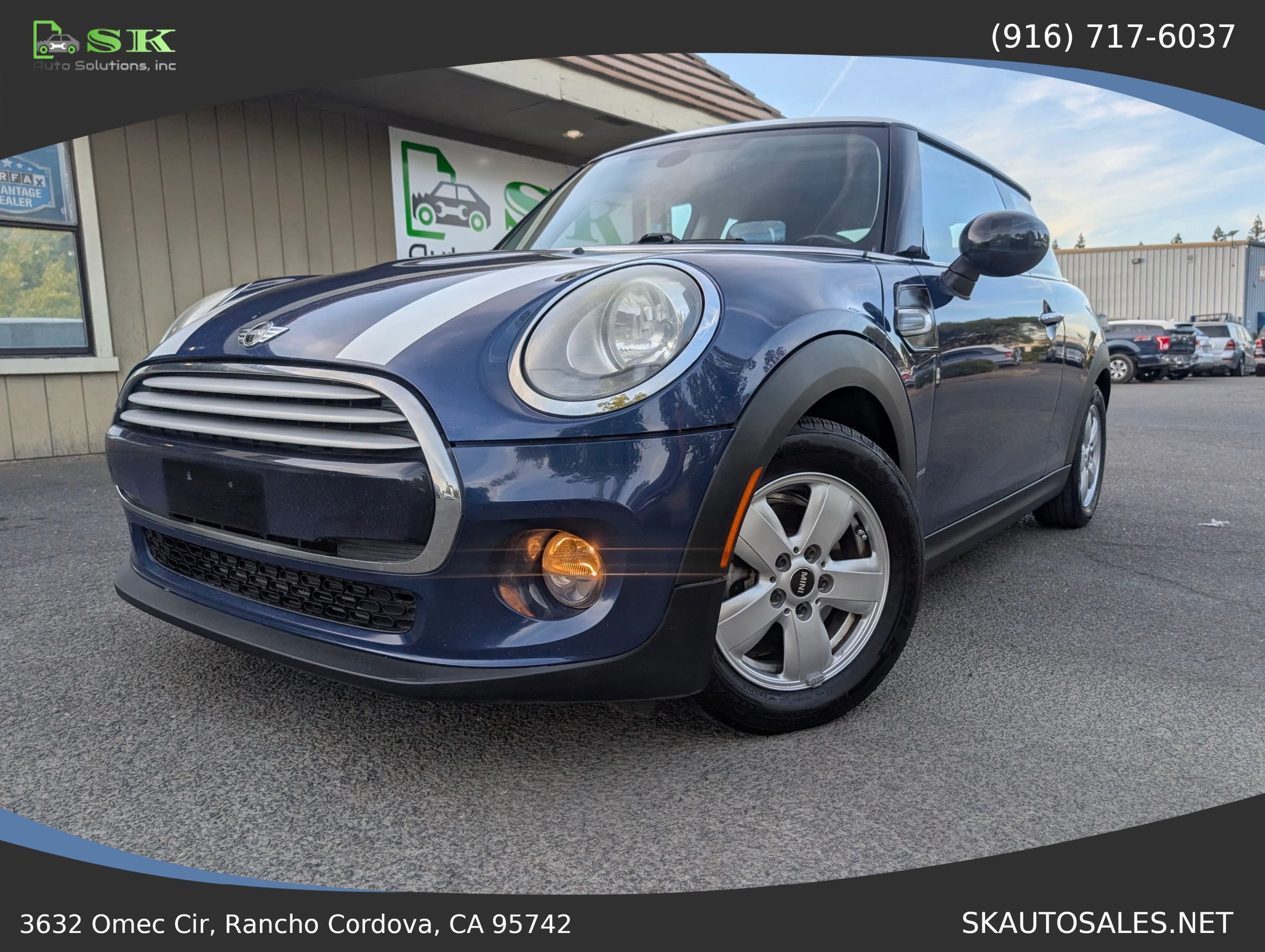 Used 2014 MINI Cooper 2-Door Hardtop FWD image 3