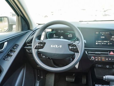 New 2026 Kia Niro LX FWD image 8