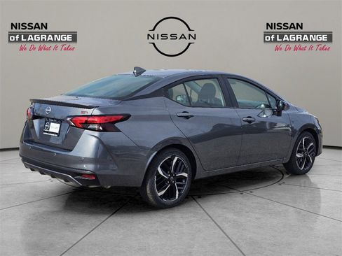 New 2025 Nissan Versa SR image 7