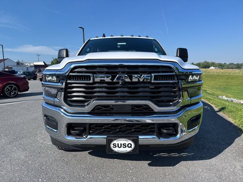New 2026 RAM 3500 Tradesman w/ Chrome Appearance Group A AWD/4WD image 2