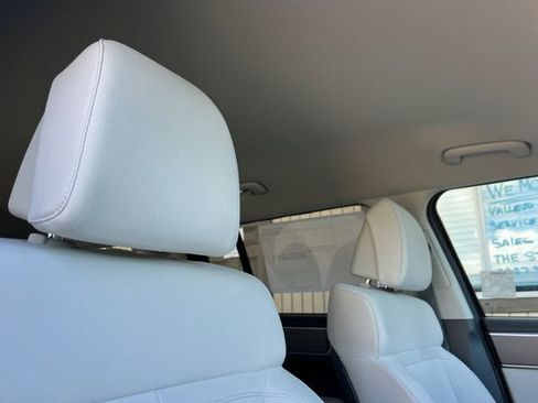 New 2026 Hyundai Santa Fe SE image 18