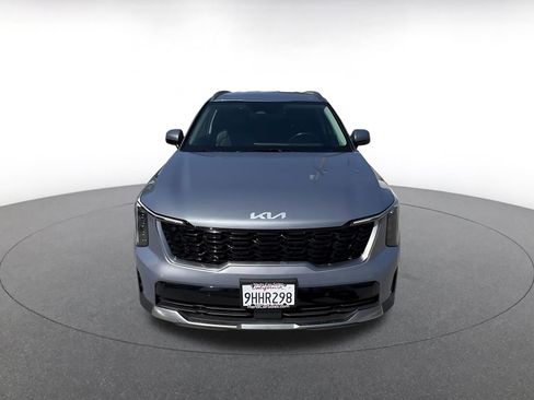 Used 2024 Kia Sorento S FWD image 4