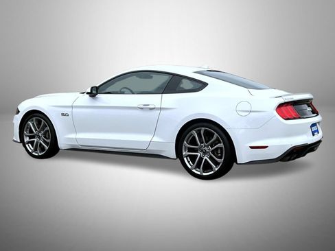 Used 2022 Ford Mustang GT Premium w/ Equipment Group 401A RWD image 7