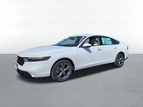 New 2026 Honda Accord EX-L image 11