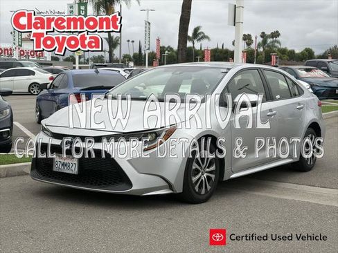 Certified 2022 Toyota Corolla LE FWD image 1