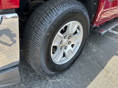 Used 2018 Chevrolet Silverado 1500 LT w/ Texas Edition RWD image 8