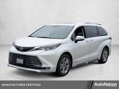 Used 2021 Toyota Sienna Platinum