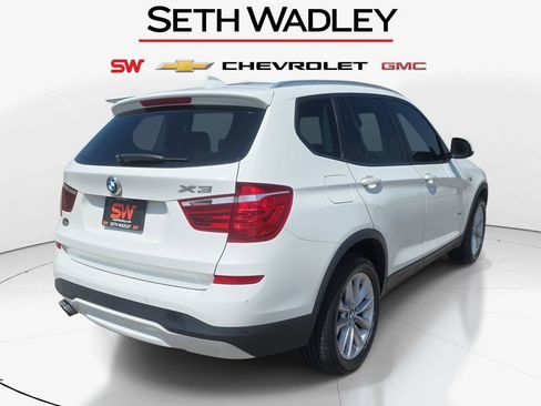 Used 2017 BMW X3 sDrive28i RWD image 7