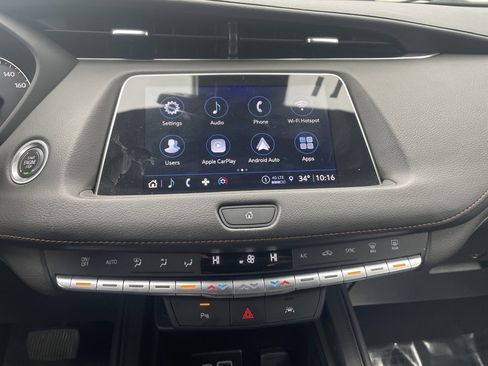 Used 2023 Cadillac XT4 Premium Luxury image 25