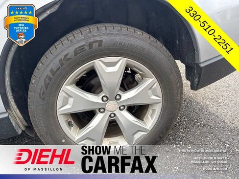 Used 2015 Subaru Forester 2.5i w/ Alloy Wheel Package AWD/4WD image 8