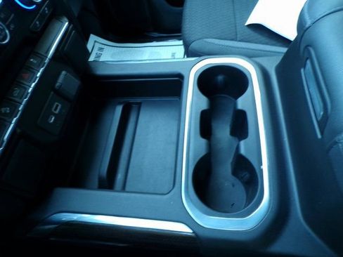 Used 2022 Chevrolet Silverado 1500 LT Trail Boss w/ Bed Protection Package image 27