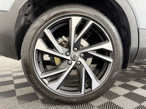 Used 2020 Volvo XC40 T5 R-Design w/ Protection Package Premier AWD/4WD image 27