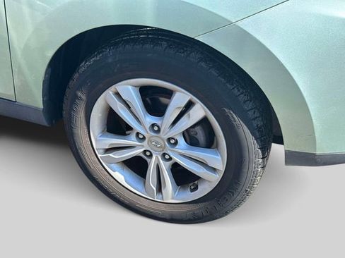 Used 2010 Hyundai Tucson GLS FWD image 7