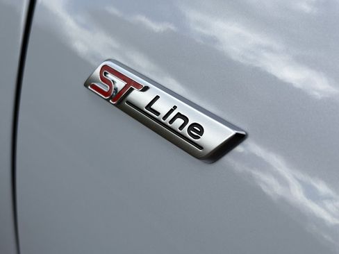 New 2026 Ford Escape ST-Line w/ Tech Pack #1 image 10