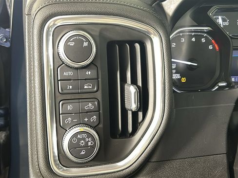 Used 2019 GMC Sierra 1500 SLT w/ SLT Premium Package AWD/4WD image 22