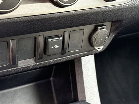 Used 2021 Toyota Tacoma SR image 33