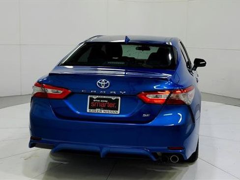 Used 2019 Toyota Camry SE FWD image 7