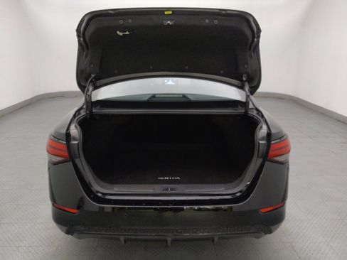 Used 2025 Nissan Sentra SV FWD image 29
