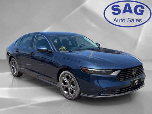 Used 2023 Honda Accord EX image 2