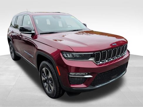 Used 2023 Jeep Grand Cherokee 4xe image 9
