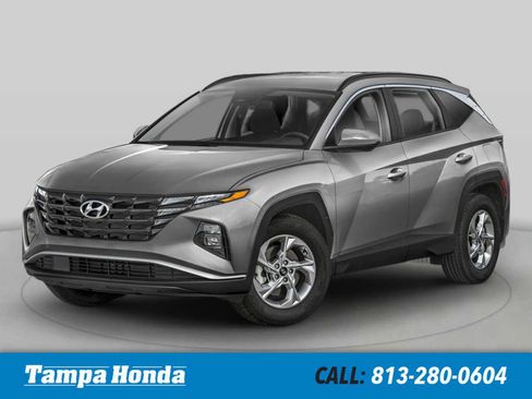 Used 2023 Hyundai Tucson SE image 1