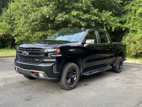Used 2020 Chevrolet Silverado 1500 LT Trail Boss AWD/4WD image 5