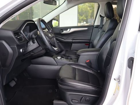 Used 2022 Ford Escape SEL FWD image 12