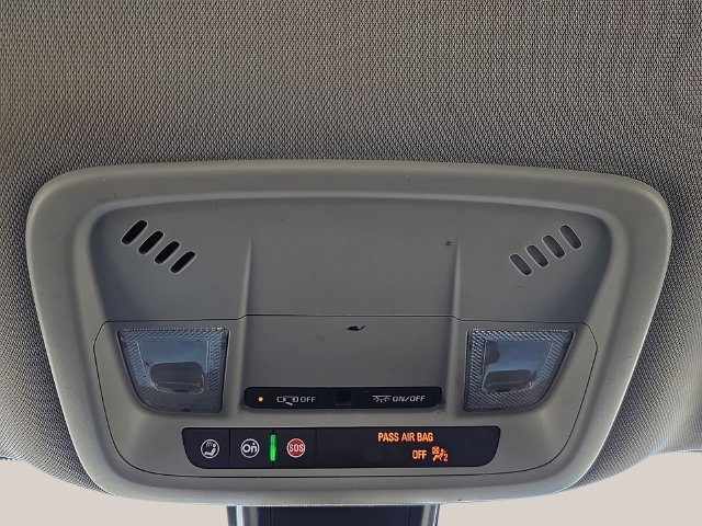 Used 2022 Chevrolet Malibu LT FWD image 21