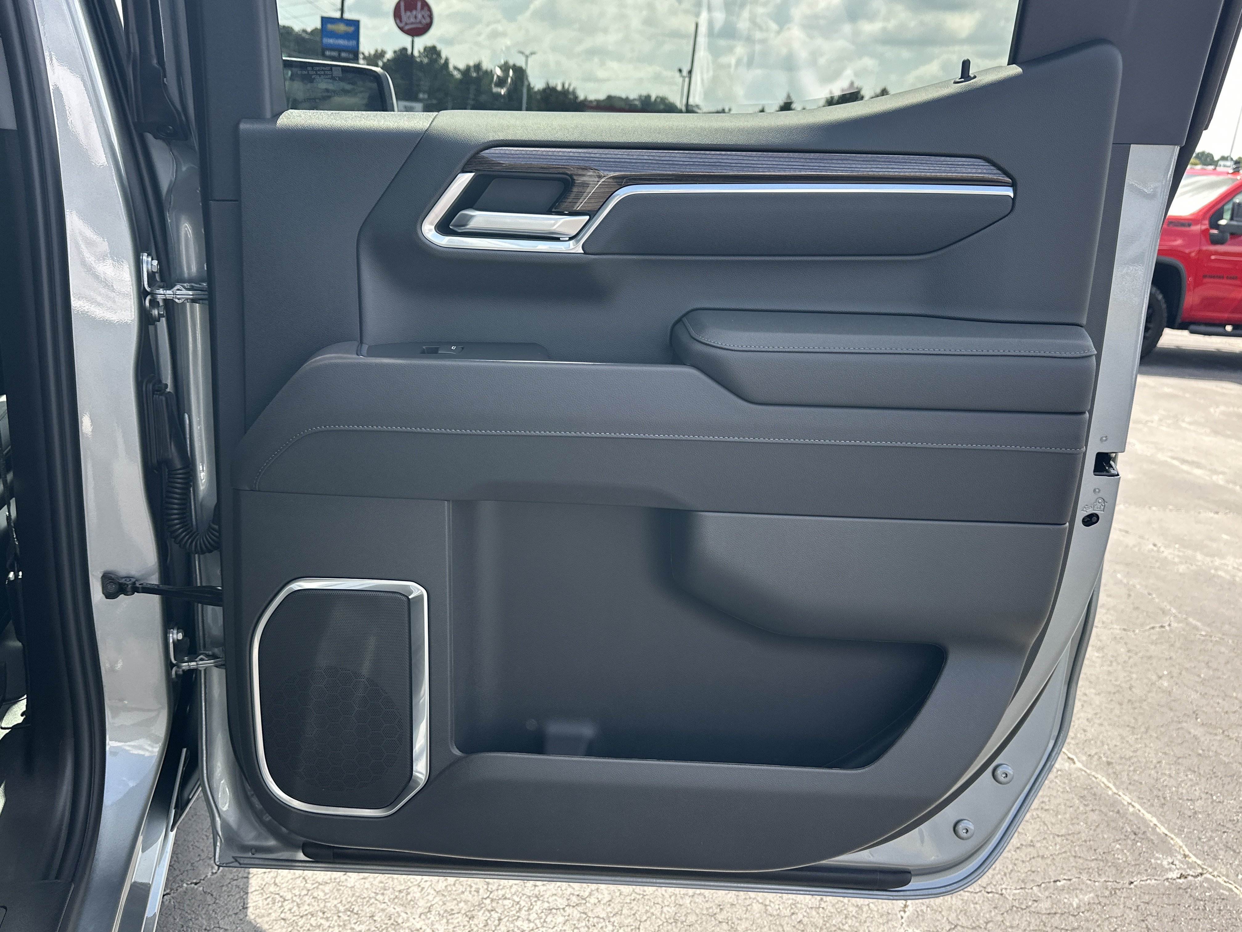 New 2026 Chevrolet Silverado 1500 RST AWD/4WD image 18