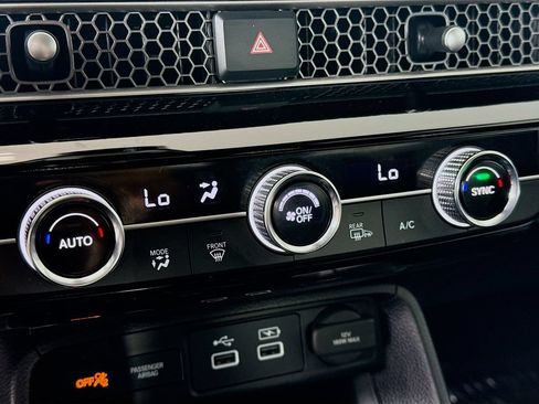 Used 2024 Honda Civic Touring image 16