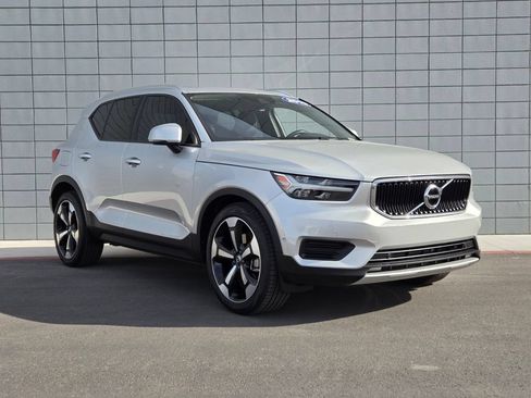Used 2019 Volvo XC40 T5 Momentum AWD/4WD image 6