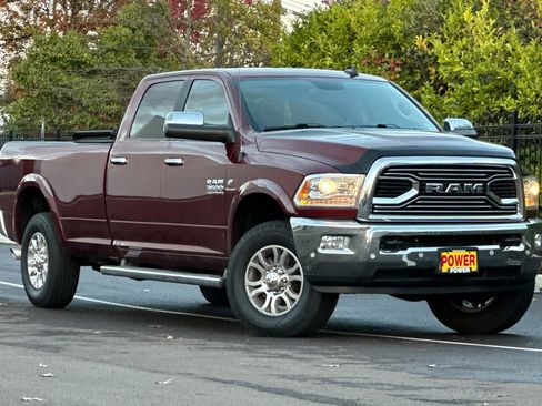 Used 2018 RAM 3500 Laramie image 2