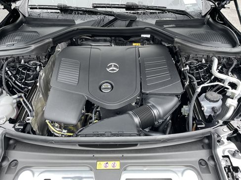 New 2026 Mercedes-Benz GLC 300 image 45