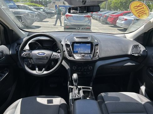 Used 2018 Ford Escape SE w/ SE Sync 3 Package AWD/4WD image 10