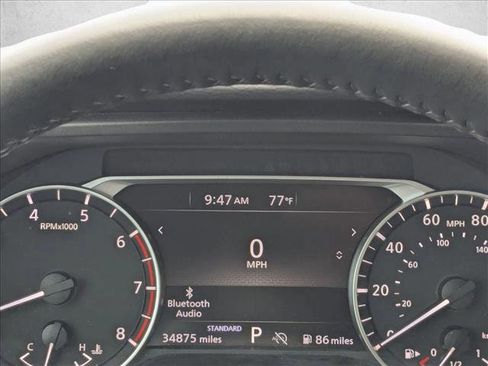 Used 2024 Nissan Rogue SV w/ SV Premium Package image 12