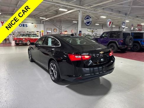 Used 2023 Chevrolet Malibu LT FWD image 3