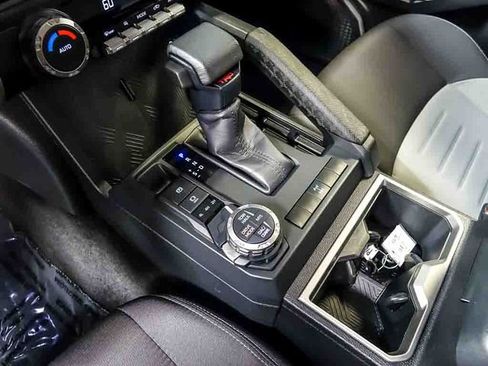 Used 2025 Toyota Tacoma TRD Off-Road AWD/4WD image 24
