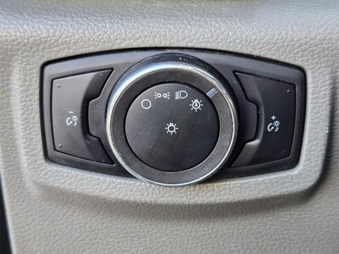 Used 2020 Ford F550 XL w/ Power Equipment Group image 20