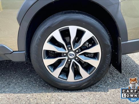 Certified 2024 Subaru Outback Touring XT AWD/4WD image 11