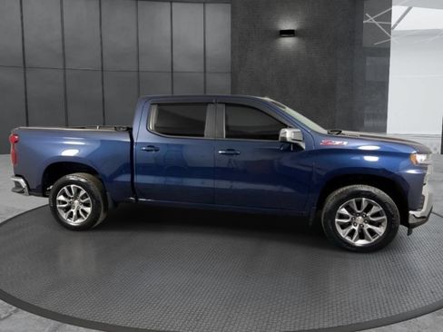 Used 2021 Chevrolet Silverado 1500 LT w/ Z71 Off-Road Package AWD/4WD image 4