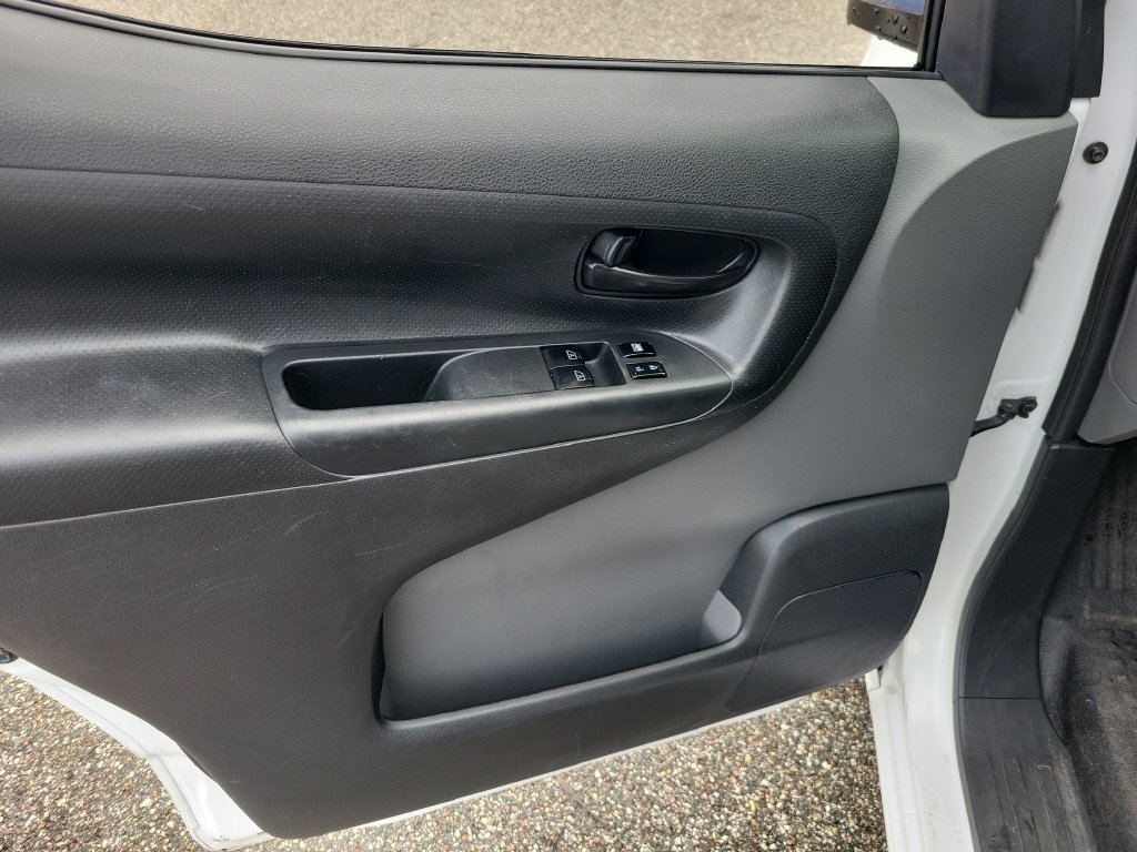 Used 2020 Nissan NV200 SV w/ Back Door Glass Package FWD image 11