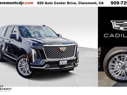 Used 2025 Cadillac Escalade ESV Premium Luxury