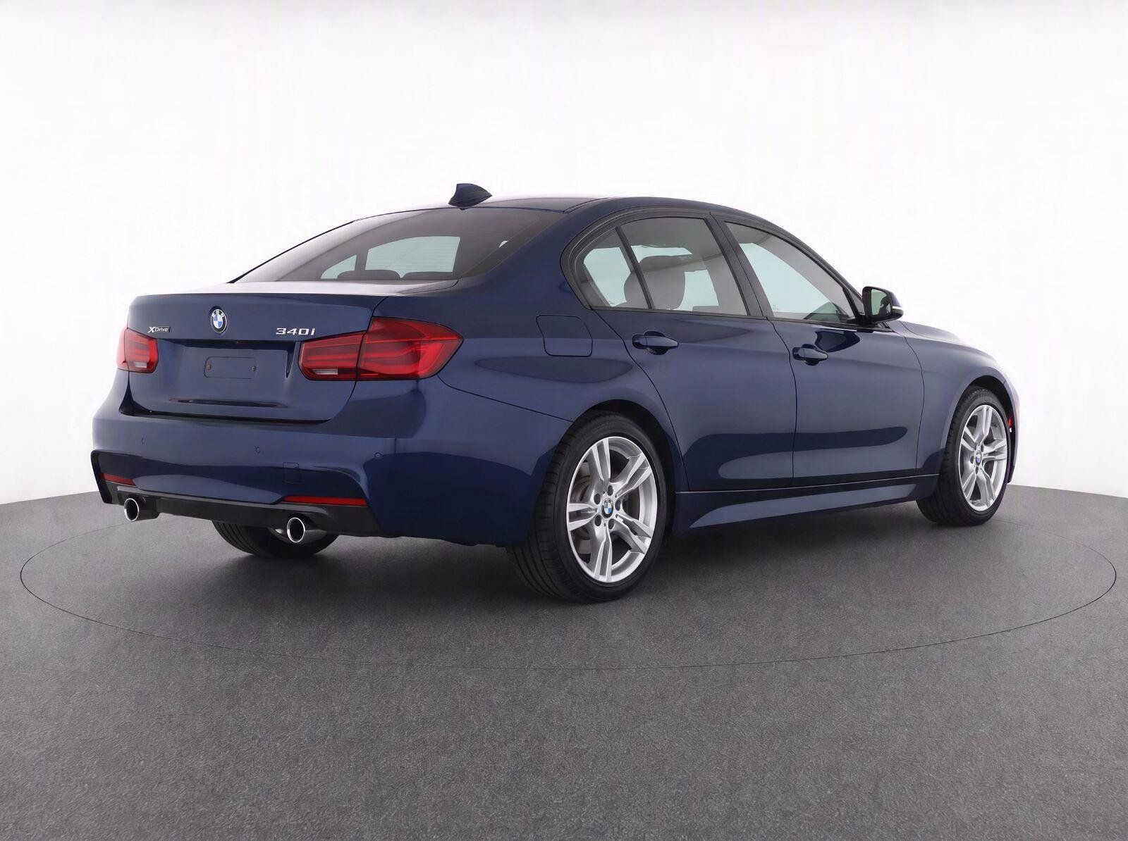 Used 2018 BMW 340i xDrive Sedan AWD/4WD image 6