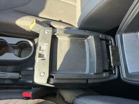 Used 2017 Jeep Wrangler Unlimited Sport w/ Connectivity Group image 25