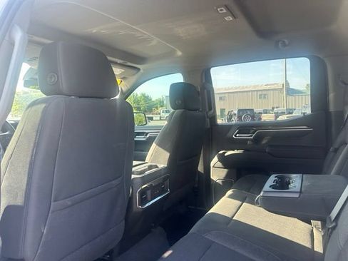 Used 2022 GMC Sierra 1500 Elevation AWD/4WD image 16