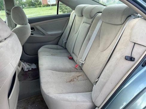 Used 2009 Toyota Camry LE FWD image 14