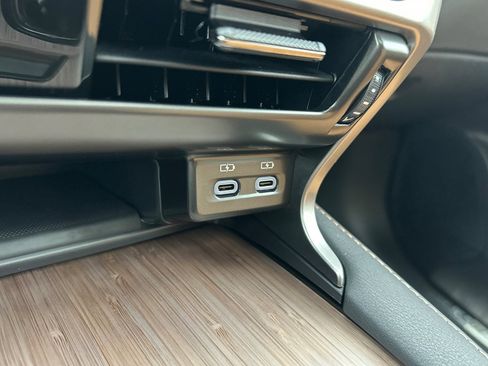 Certified 2024 Lexus RX 350 w/ Convenience Package image 38