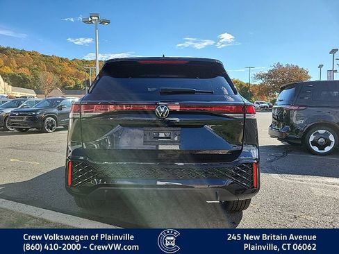 New 2026 Volkswagen Tiguan SE R-Line image 12